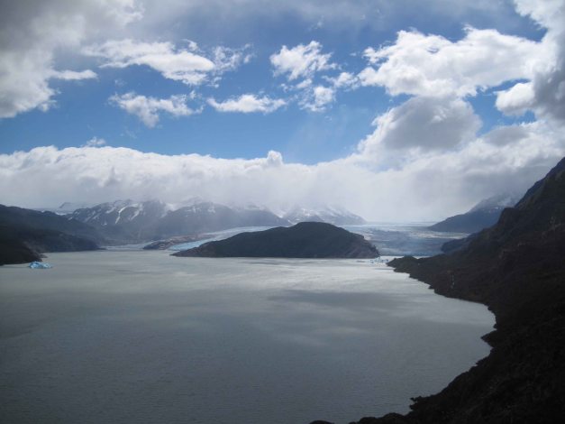 ...and Glacier Grey far away - the place to go for us on day 1