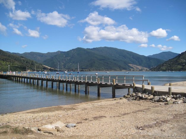 Strand von Anakiwa wo uns das Wasser-Taxi nach 3 Tagen wieder abgeholt hat