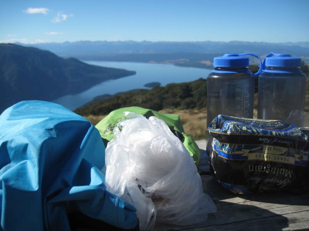 ...zuerst mal einen Lunch mit Ausicht.