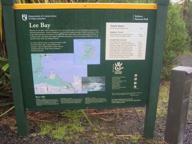 Start zum Rakiura Track in der Lee Bay