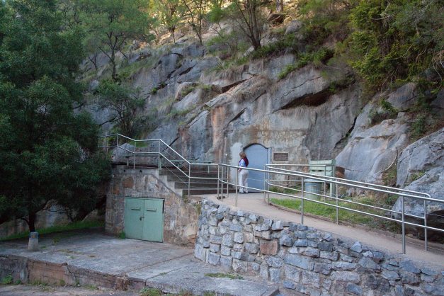 Entrance to the Orient Cave...and here it is:
